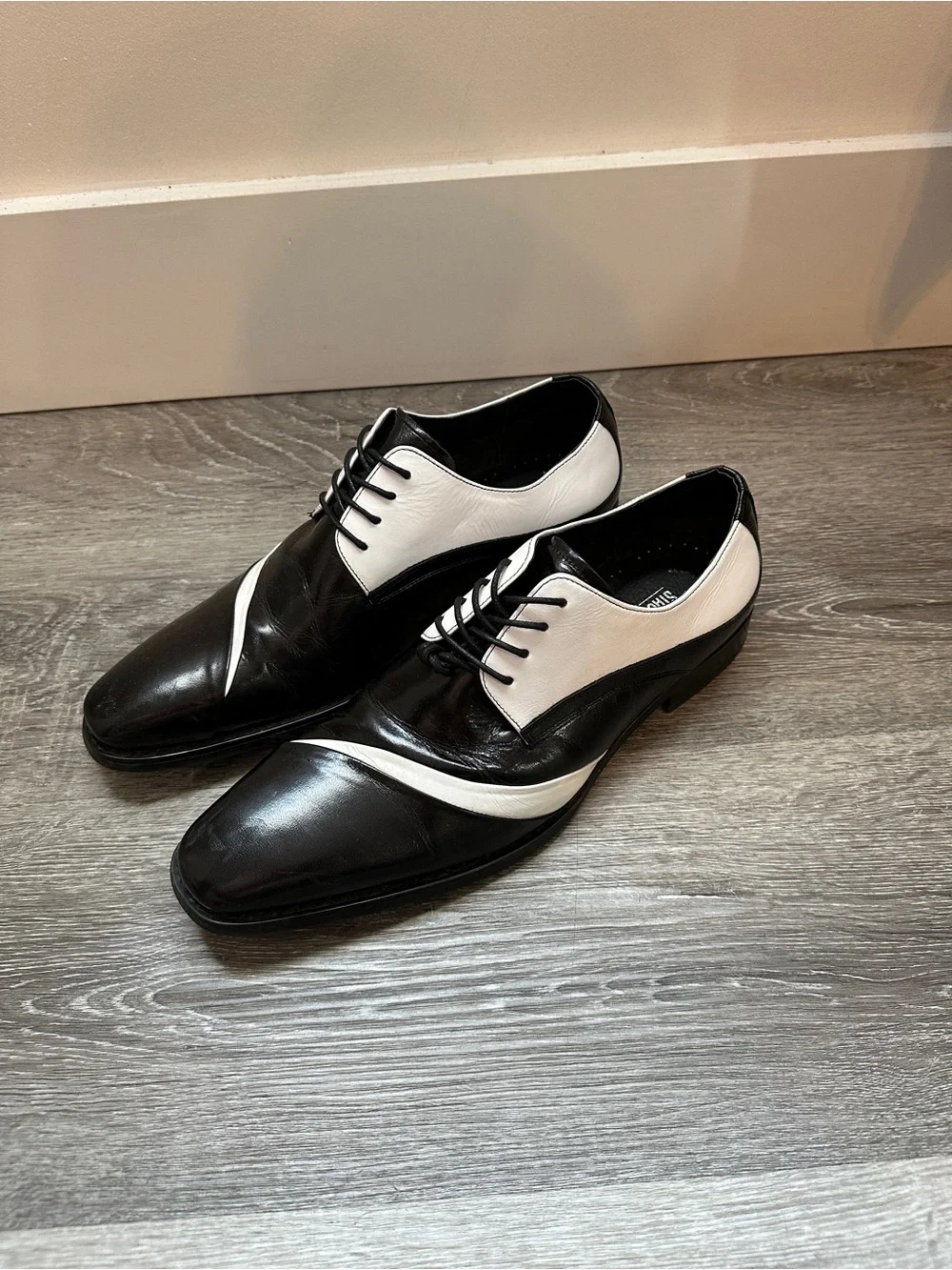 Stacy Adams Black and White Two-Tone Oxford  Dress Shoes